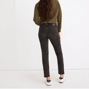 Madewell The Mid-Rise Perfect Vintage Jean In Washed Black Size 25